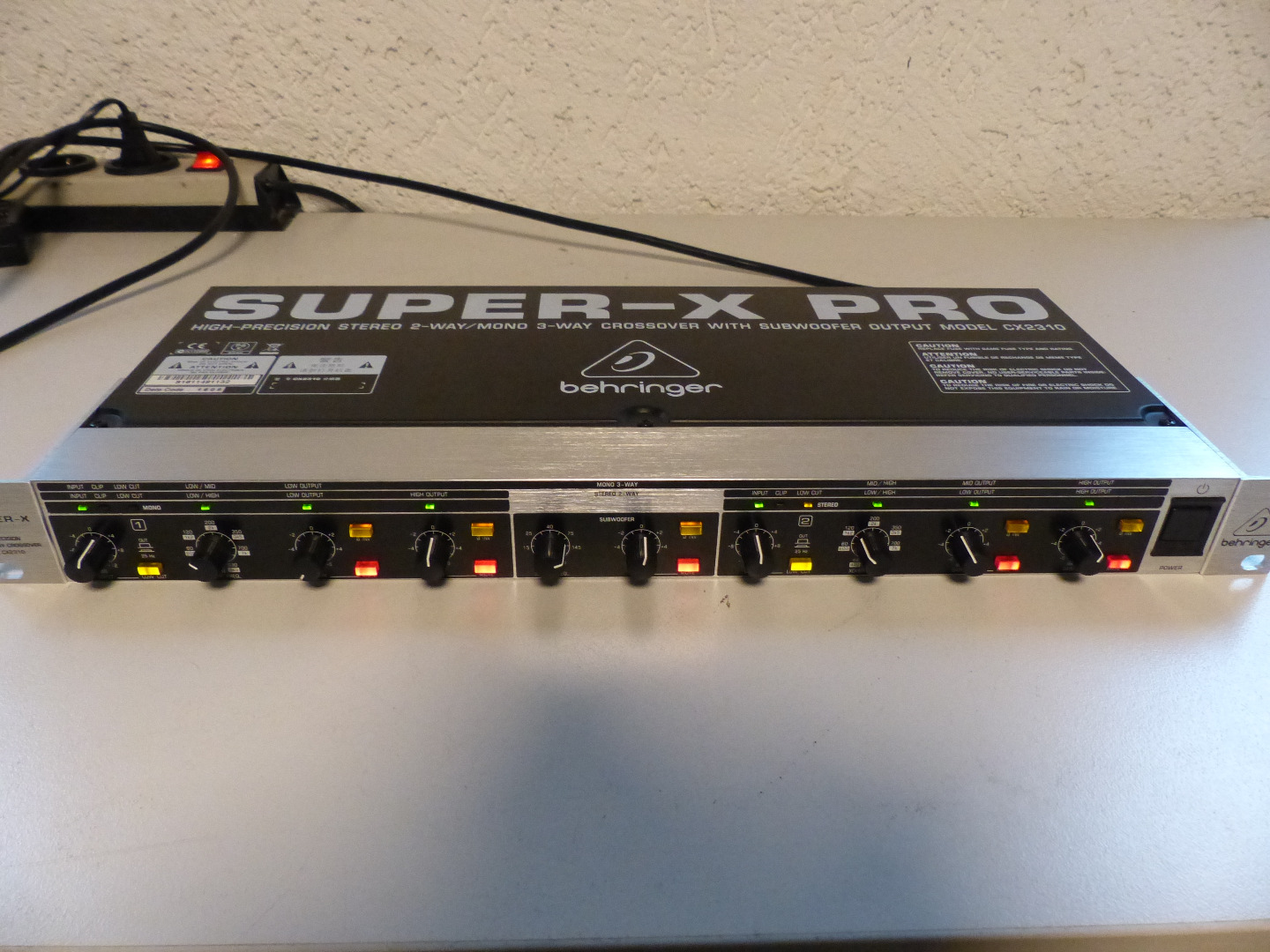 Behringer super-X-pro CX2310